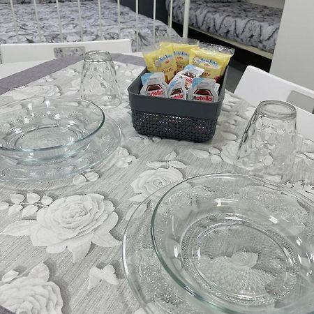O'Vascetiello Apartment Наполи Екстериор снимка