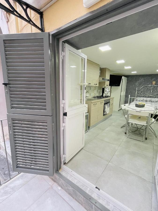 O'Vascetiello Apartment Наполи Екстериор снимка